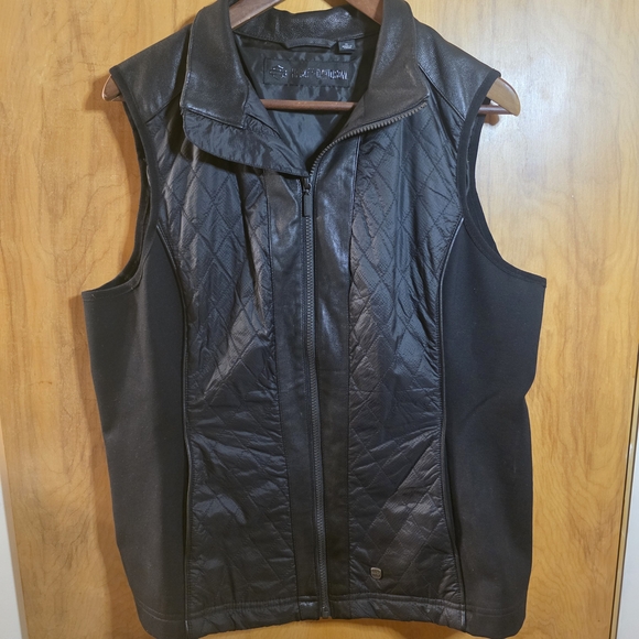 Harley-Davidson Jackets & Blazers - Harley Davidson Motorcycle XL Black Quilted Faux Leather Vest Stretch Panels